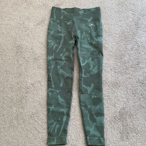 Gymshark green adapt camo size small